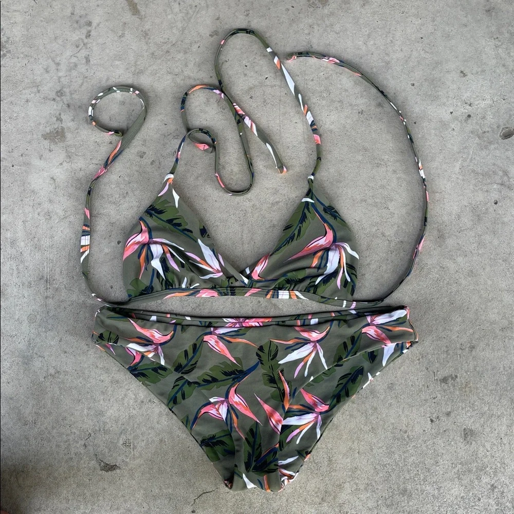 Tori Praver Swimwear Seafoam Tropical Print Bikini Set Small Top Medium Bottom - Picture 1 of 5